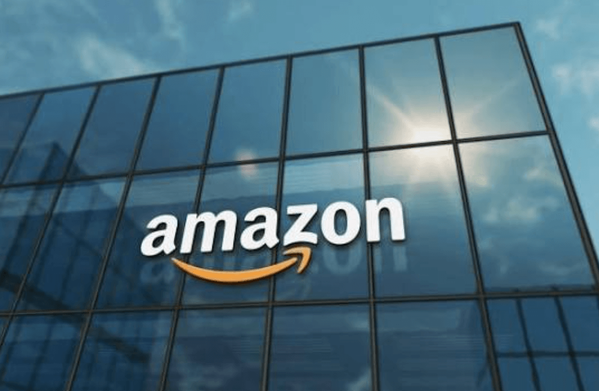 AMZN Stock Soars 10% After Q2 Earnings: What the AWS 37% Growth and $220 Billion Capex Mean for Amazon